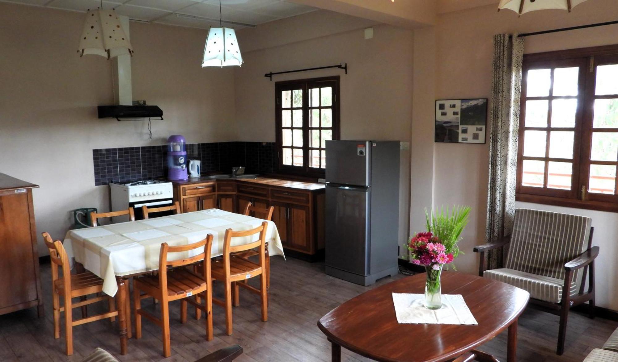 Hotel Lovasoa 4C Antsirabe Zewnętrze zdjęcie