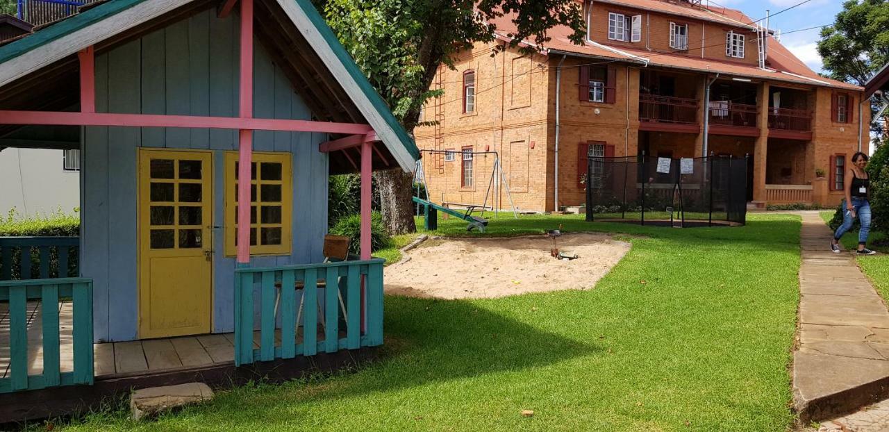 Hotel Lovasoa 4C Antsirabe Zewnętrze zdjęcie