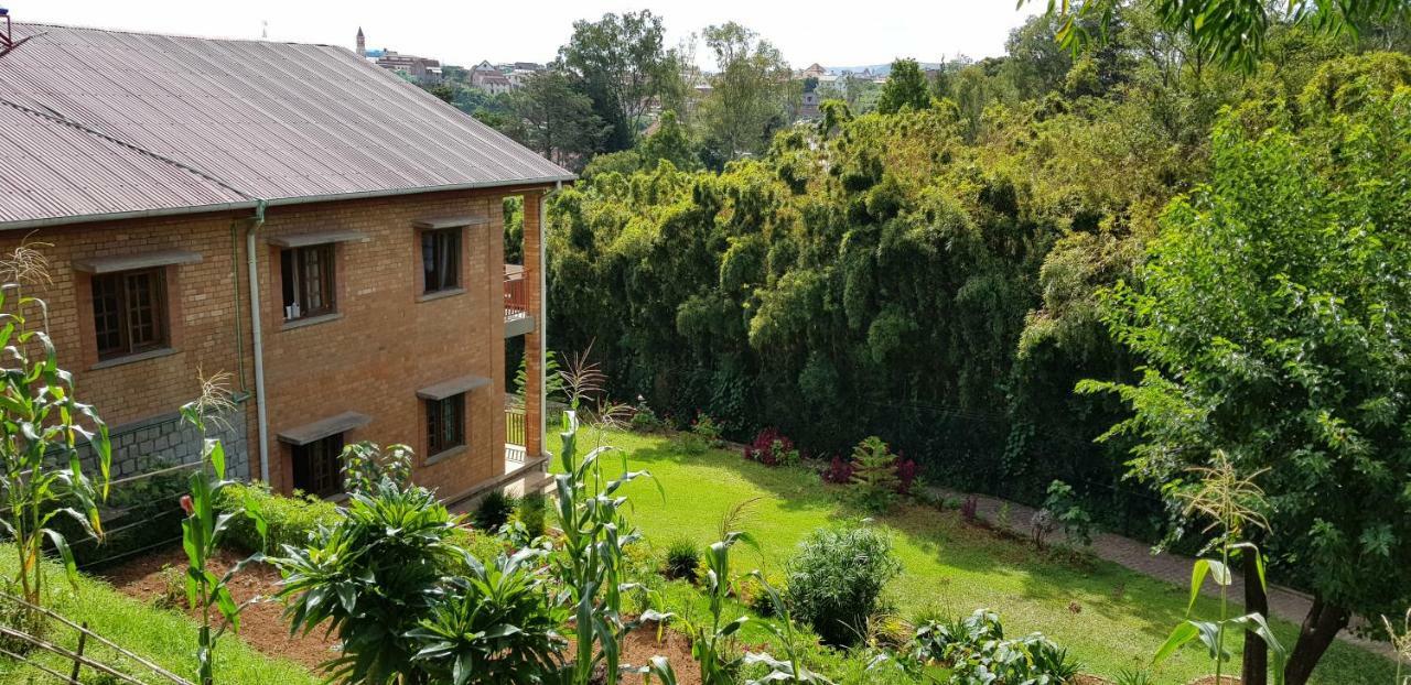 Hotel Lovasoa 4C Antsirabe Zewnętrze zdjęcie