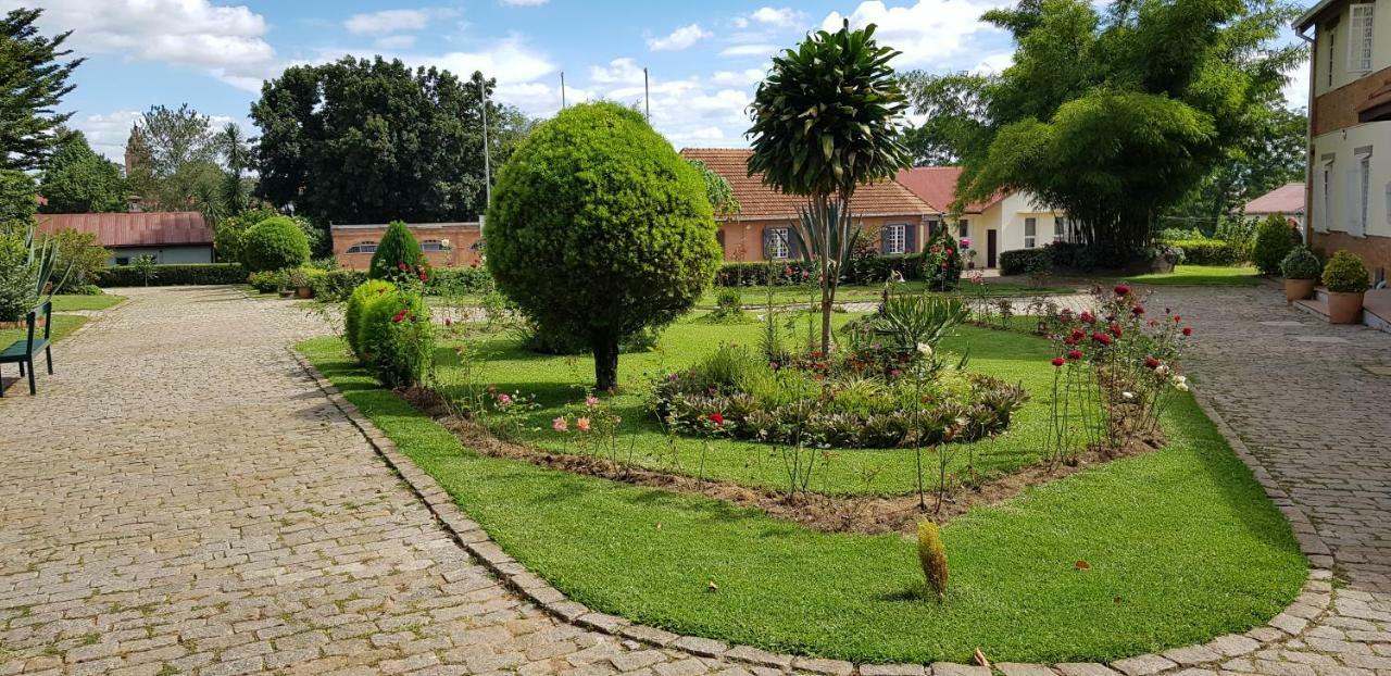 Hotel Lovasoa 4C Antsirabe Zewnętrze zdjęcie
